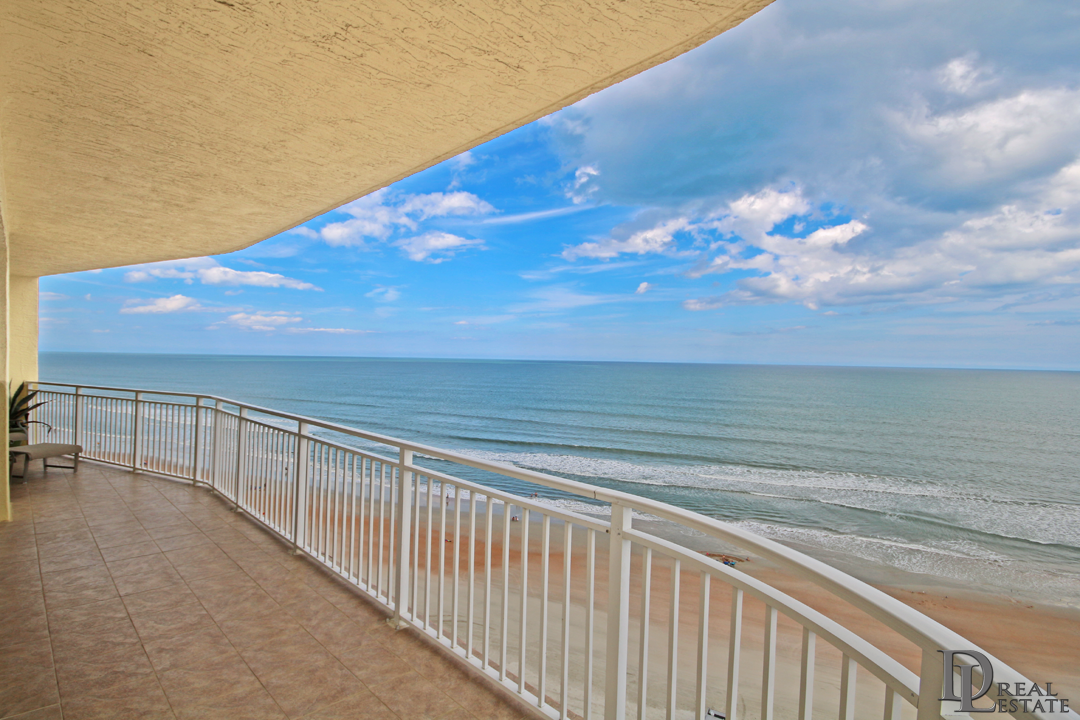Island Crowne 1104 - Daytona Beach - FL Oceanfront Condo - Private Wrap-around Balcony